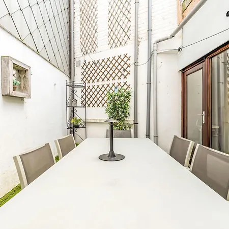Cozy Casa With Terrace By Interhome Ostende