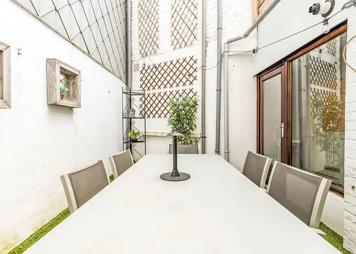 Cozy Casa With Terrace By Interhome Ostend